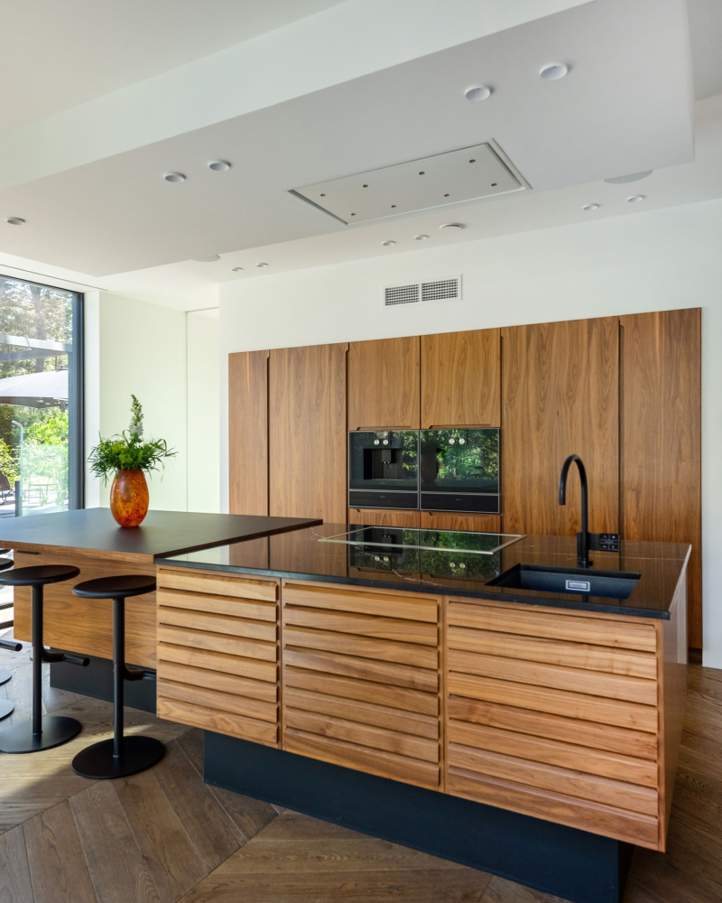 wood kitchen