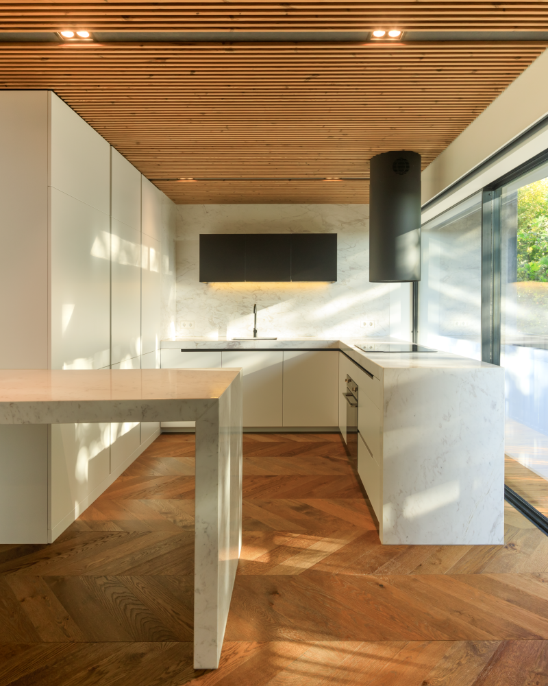 wood kitchen